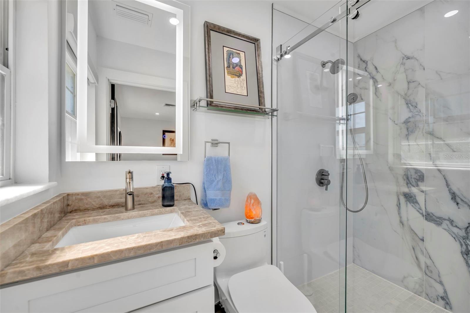 Image 20 of 37 For 5233 Lake Howell Road