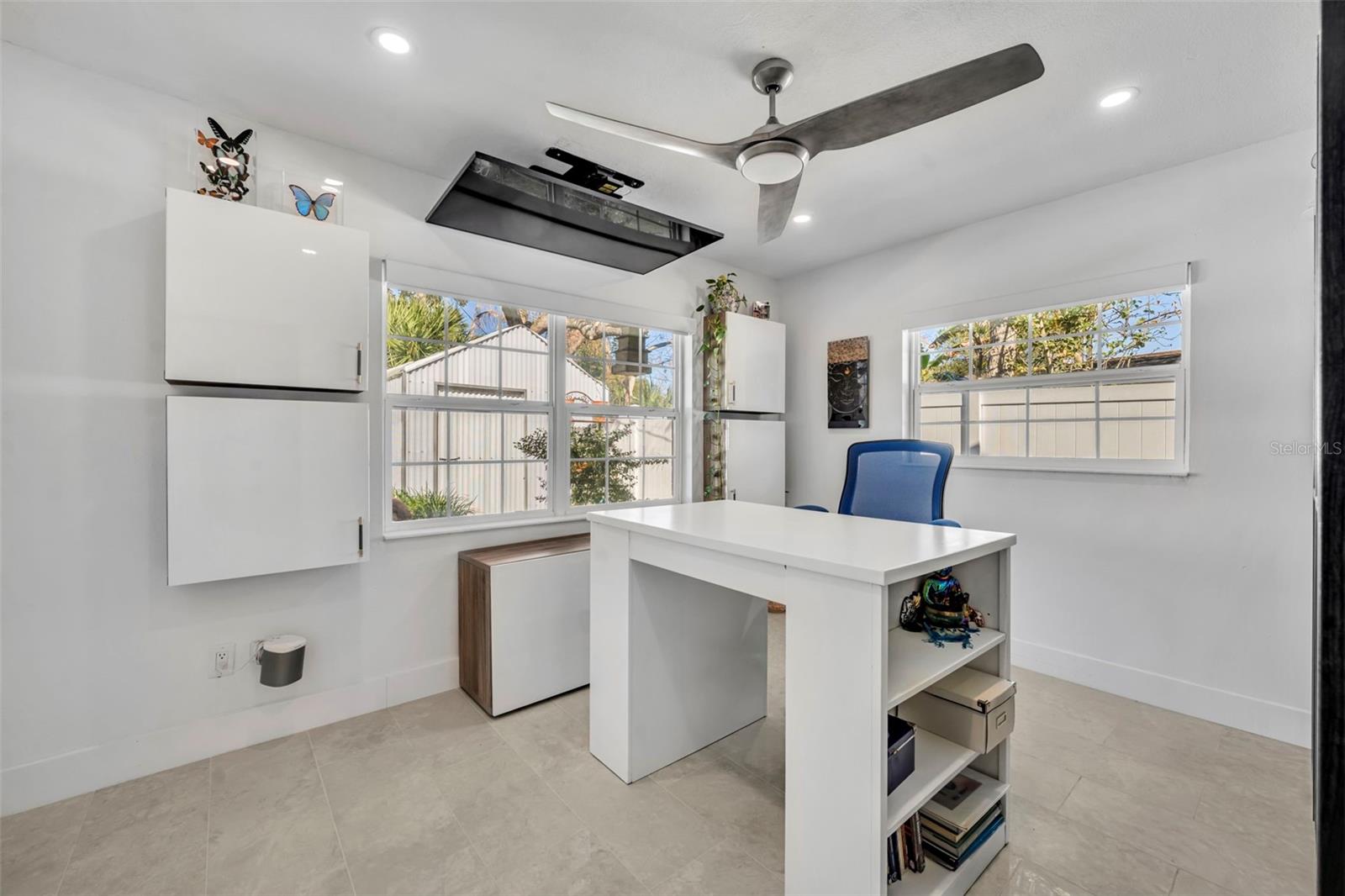 Image 21 of 37 For 5233 Lake Howell Road