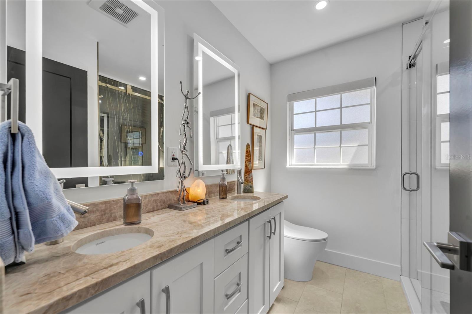 Image 24 of 37 For 5233 Lake Howell Road