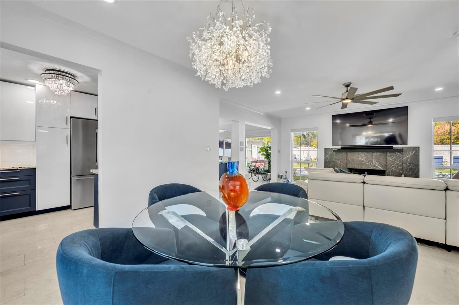 Image 7 of 37 For 5233 Lake Howell Road