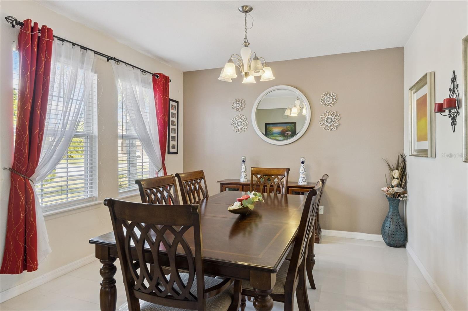 Image 6 of 25 For 4813 Ashurst Street