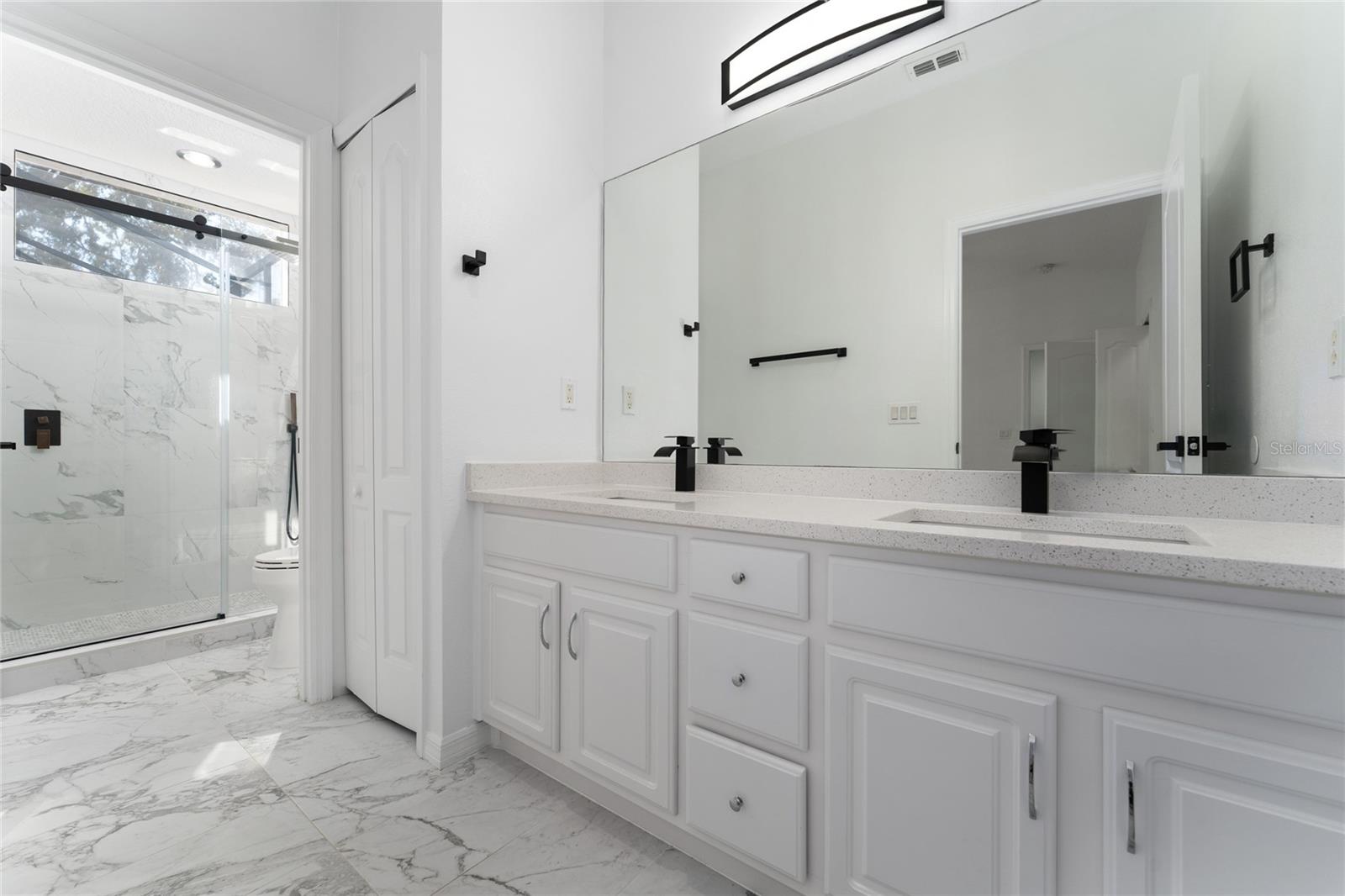 Image 11 of 28 For 4932 Olde Kerry Drive