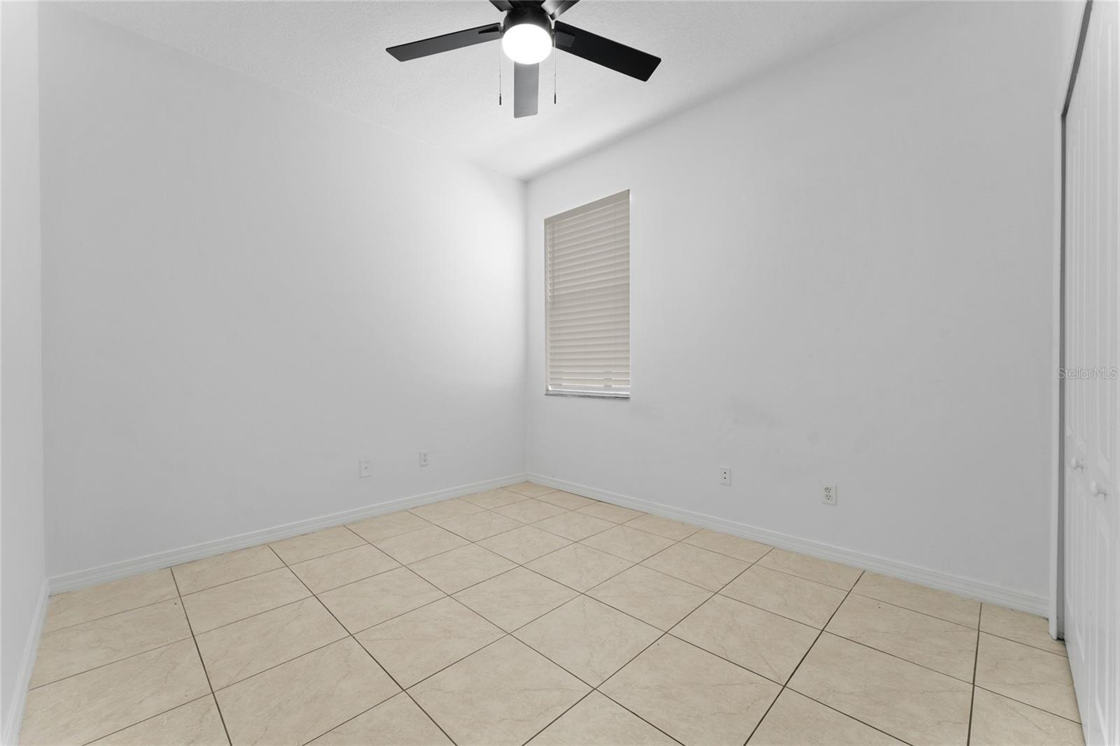 Image 15 of 28 For 4932 Olde Kerry Drive