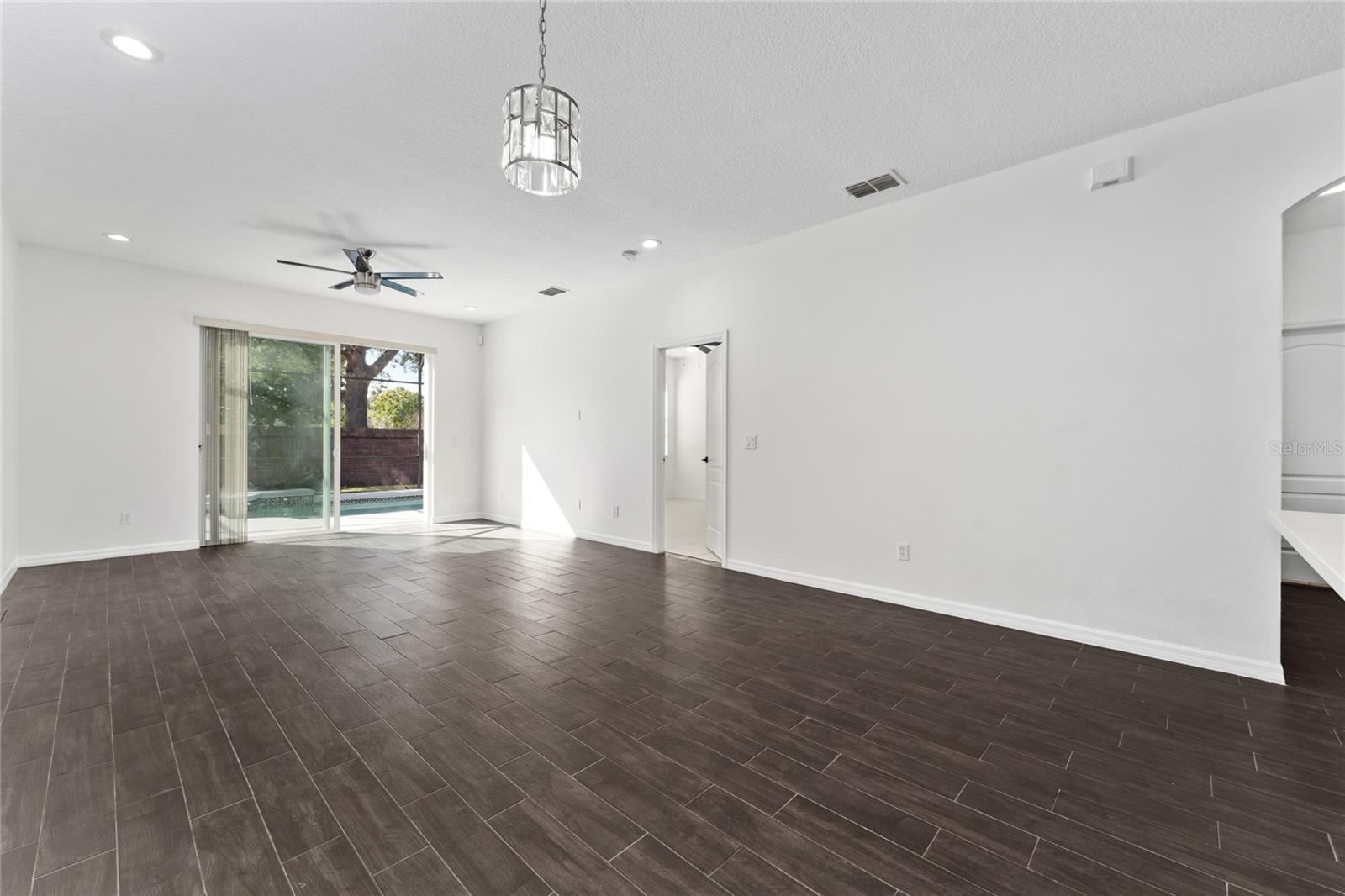 Image 5 of 28 For 4932 Olde Kerry Drive