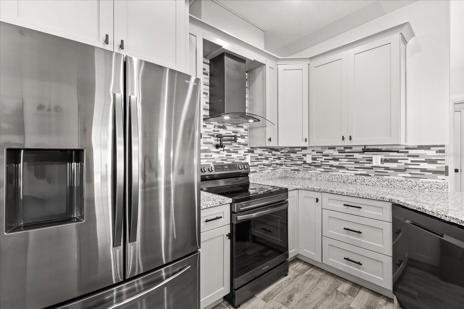 Image 4 of 14 For 7646 129th Place