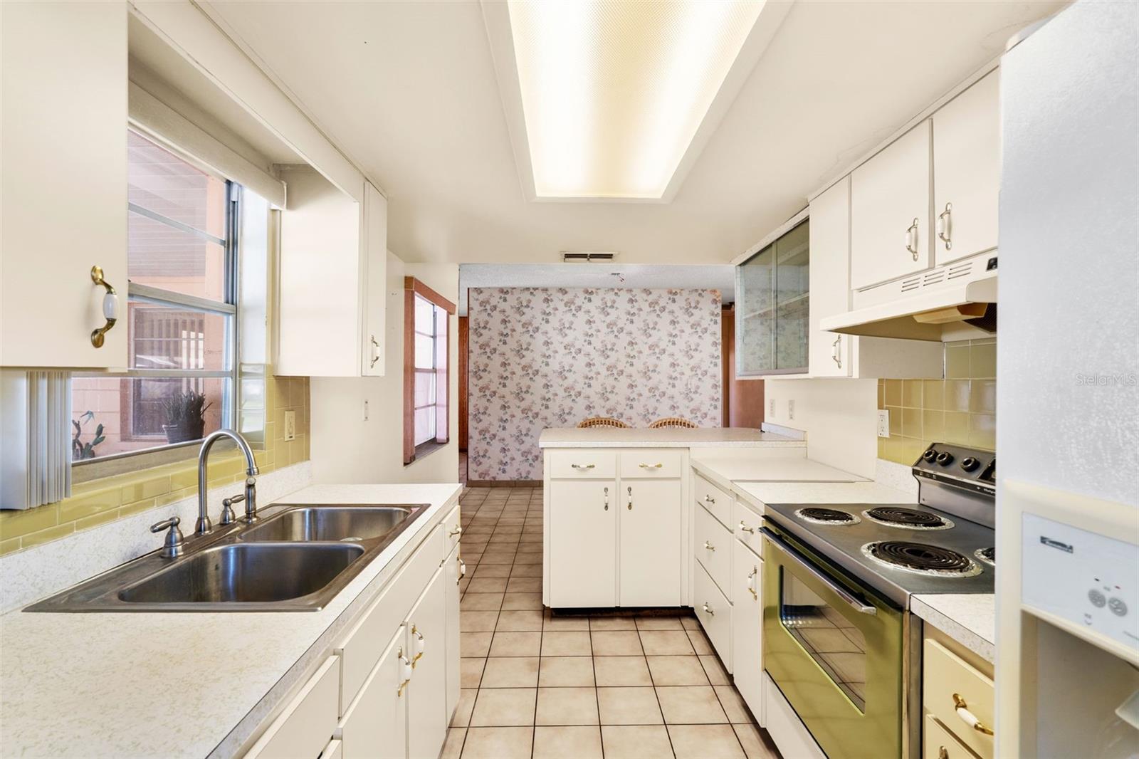 Image 12 of 32 For 7307 Albany Avenue