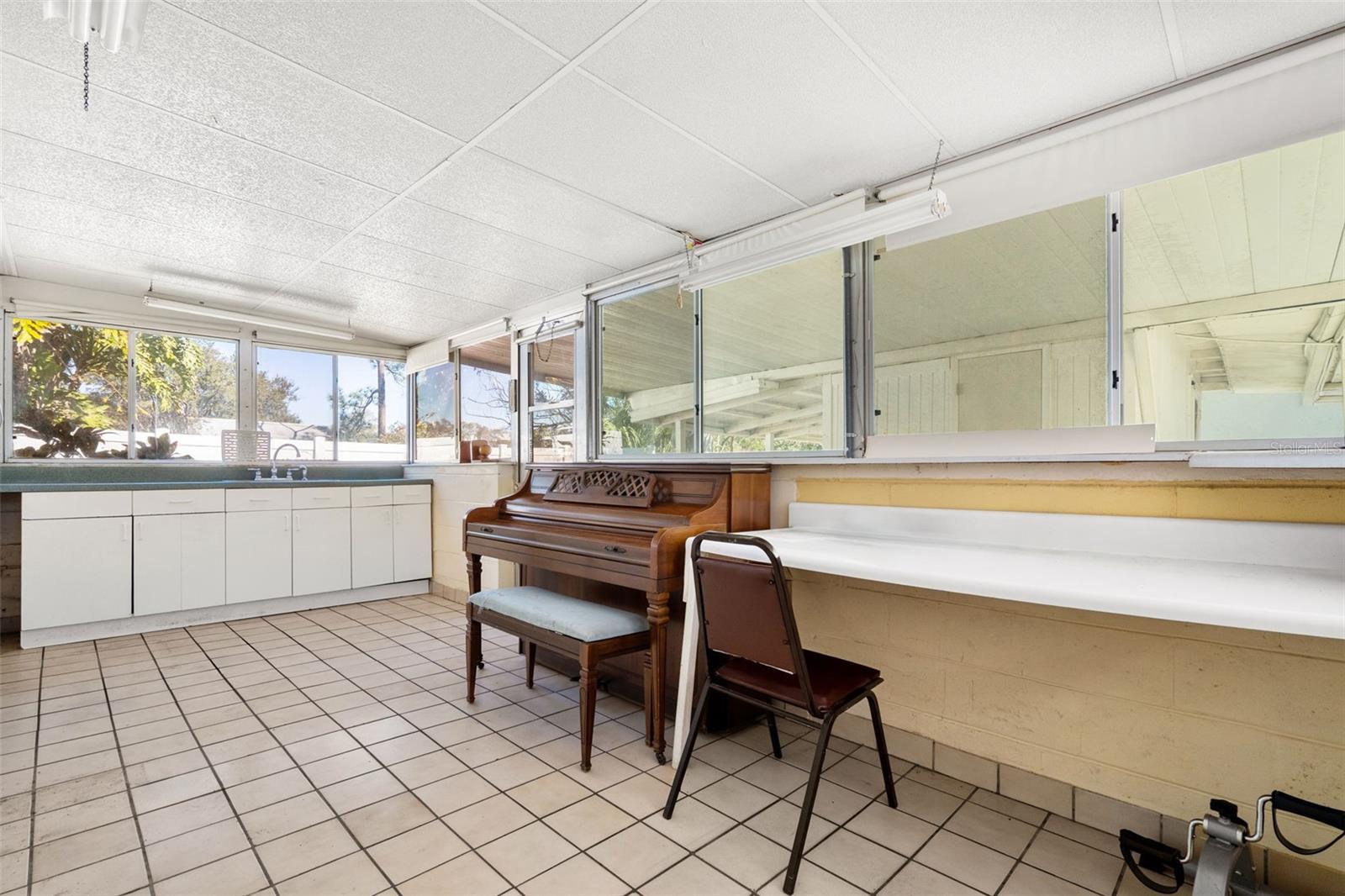 Image 27 of 32 For 7307 Albany Avenue