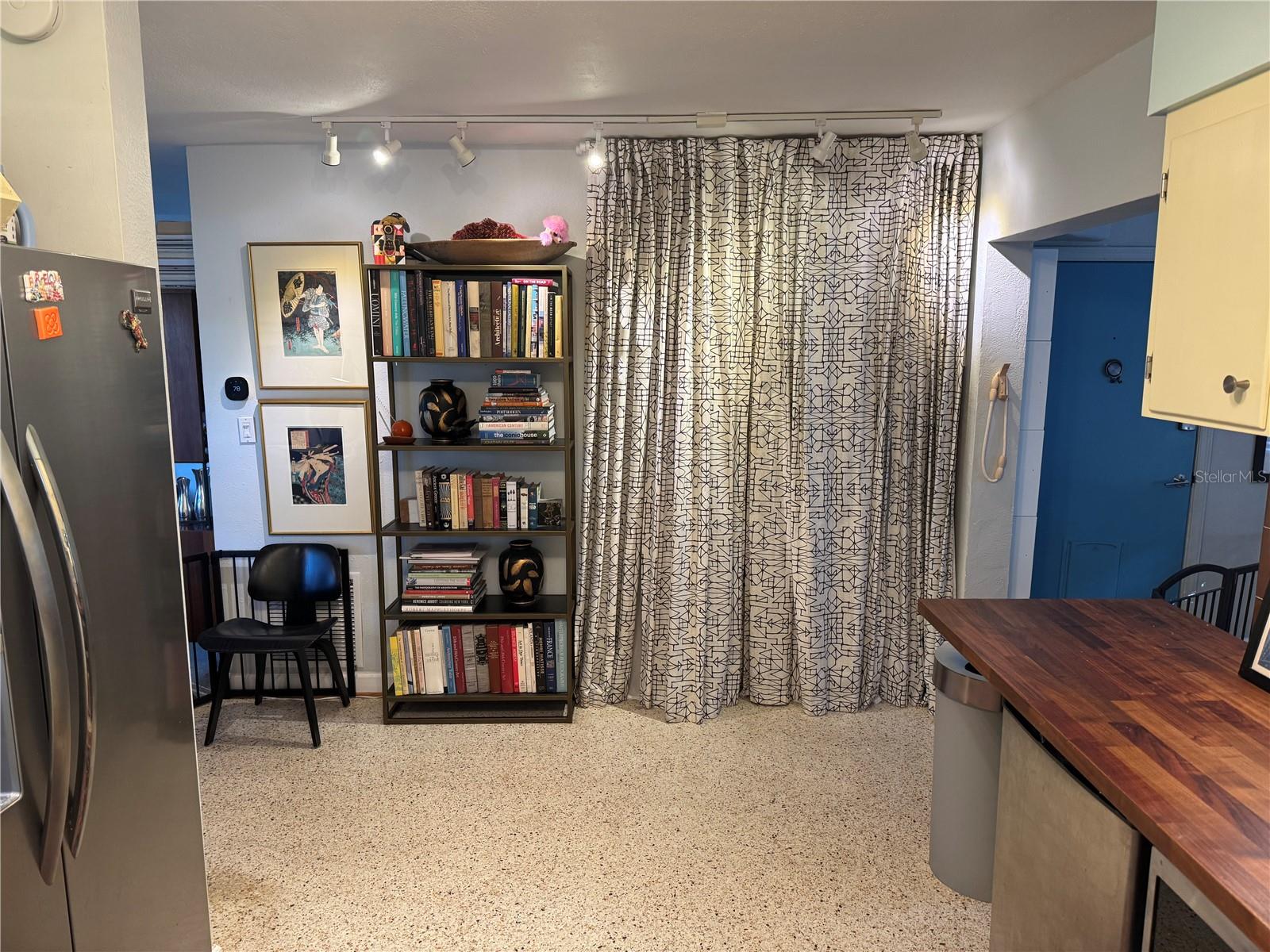 Image 7 of 31 For 4038 Ibis Drive