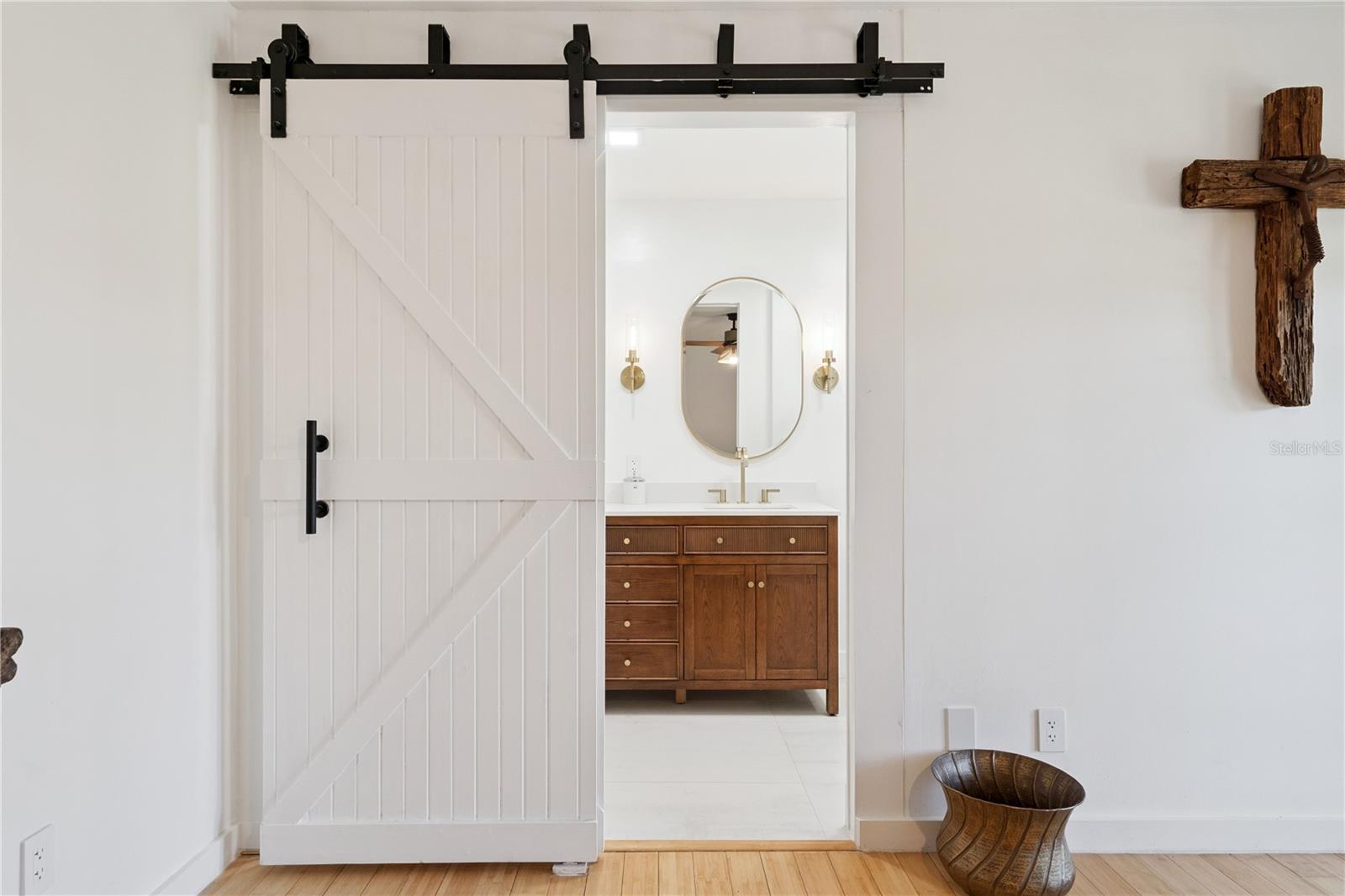 Image 22 of 47 For 7621 Orange Tree Lane