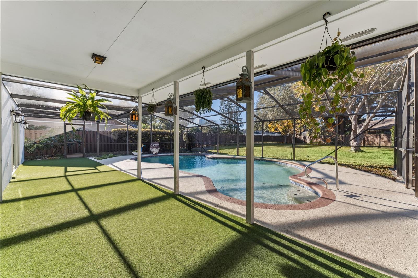 Image 34 of 47 For 7621 Orange Tree Lane