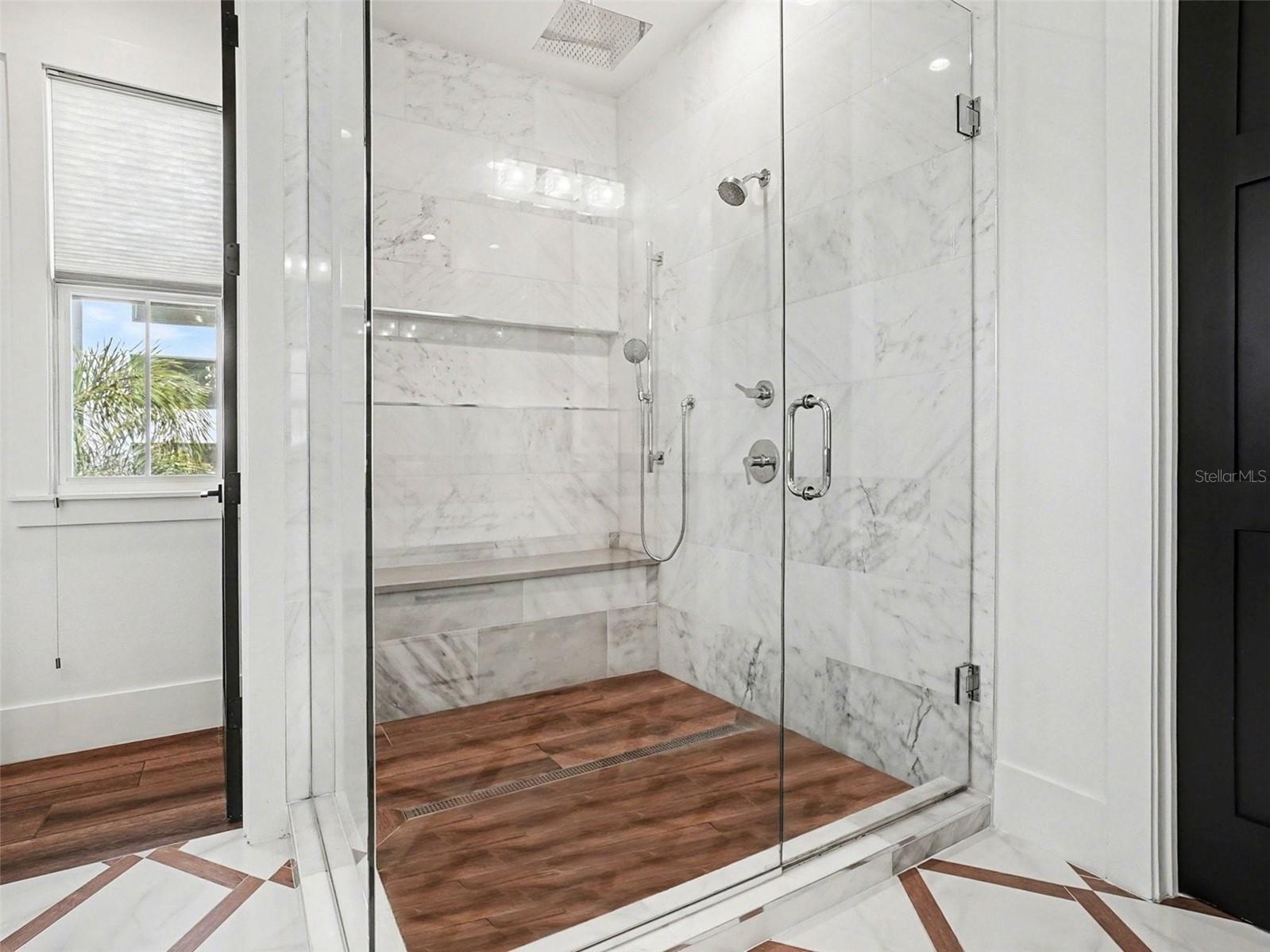 Image 27 of 41 For 507 Country Club Drive