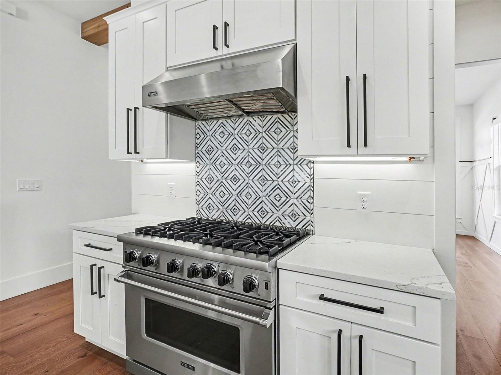 Image 7 of 41 For 507 Country Club Drive