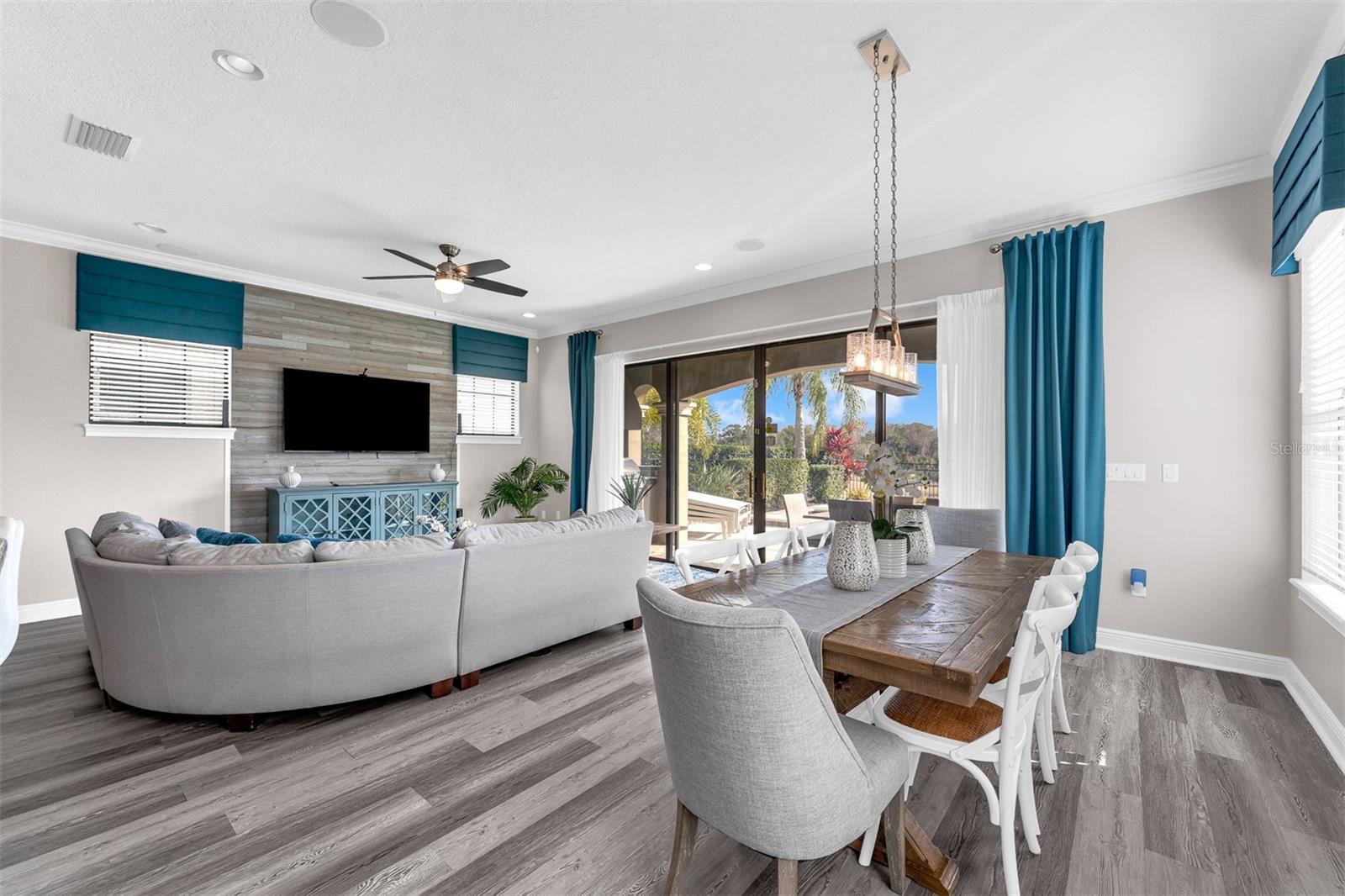 Image 7 of 76 For 1181 Castle Pines Court