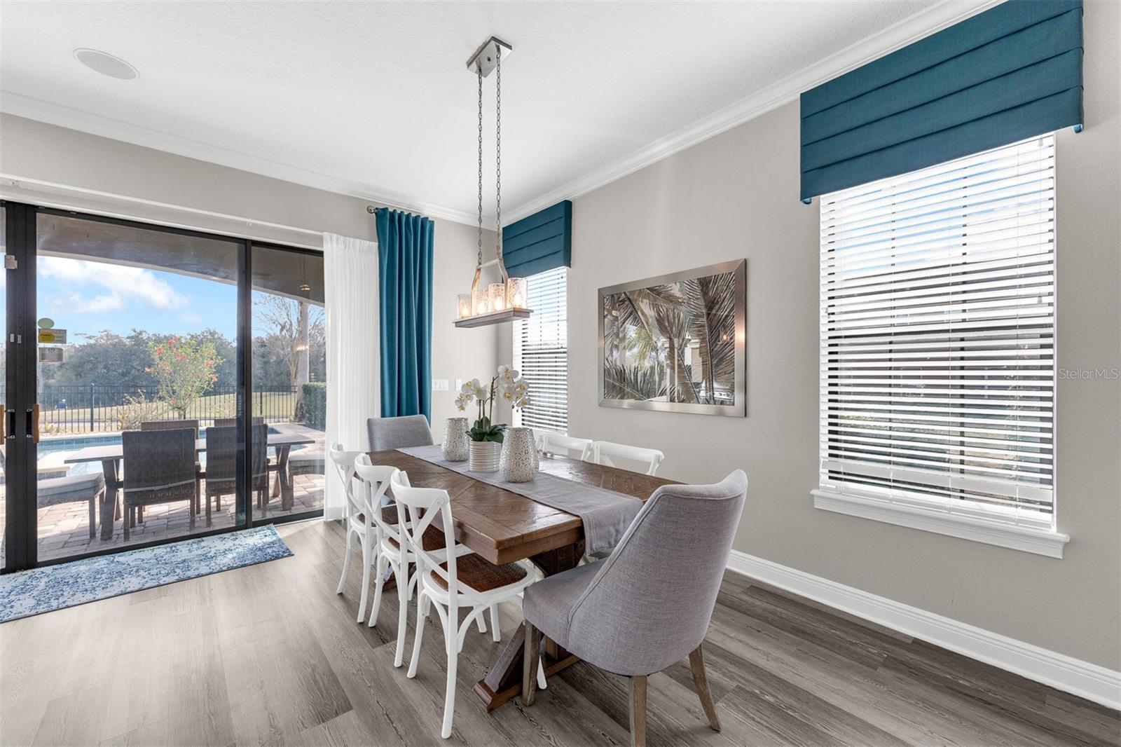 Image 9 of 76 For 1181 Castle Pines Court