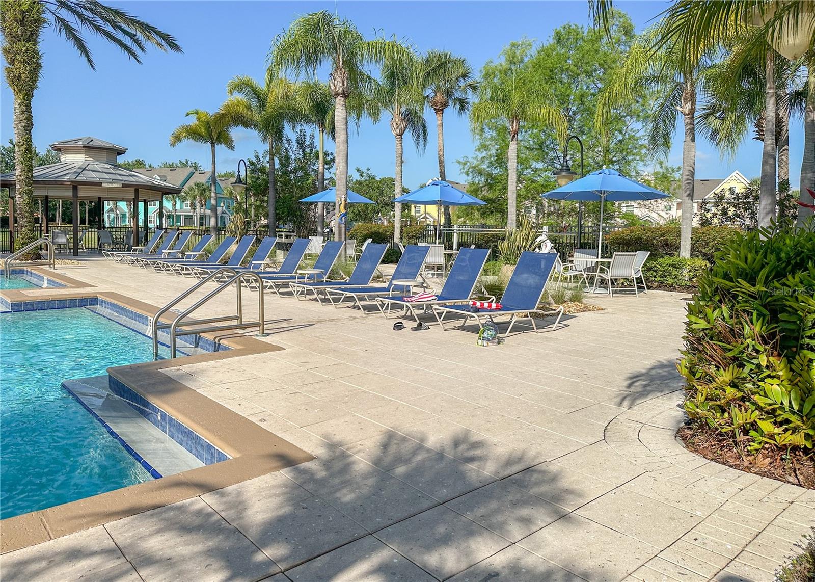 Image 18 of 31 For 3019 Bonfire Beach Drive 204