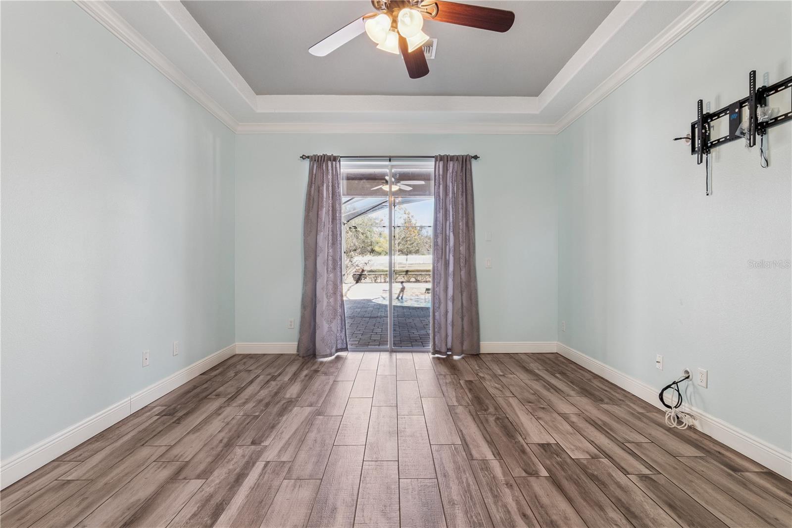 Image 18 of 57 For 7611 Earlwood Avenue