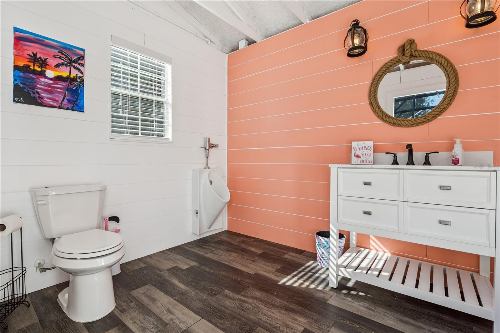 Image 40 of 57 For 7611 Earlwood Avenue