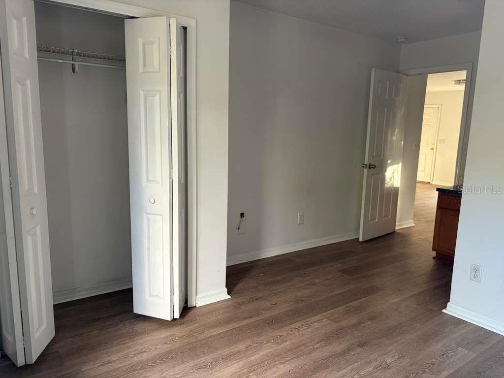 Image 25 of 26 For 548 Walts Avenue