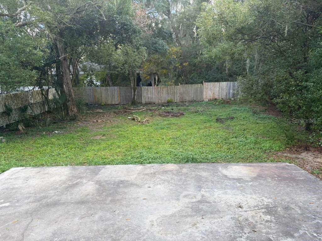 Image 5 of 26 For 548 Walts Avenue