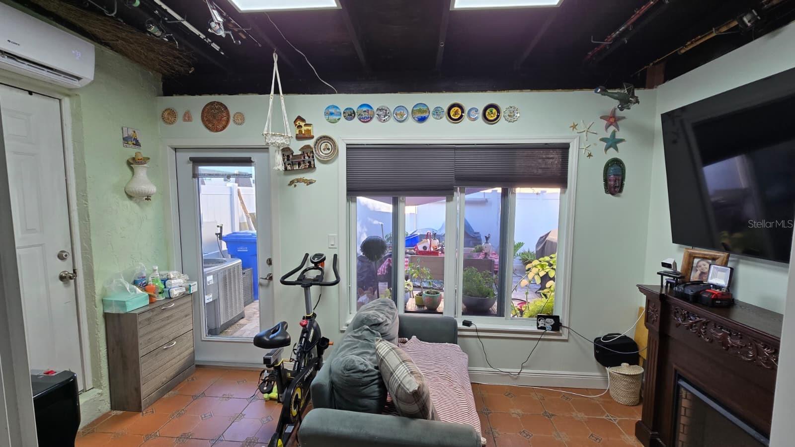 Image 7 of 14 For 1061 80th Avenue 6a