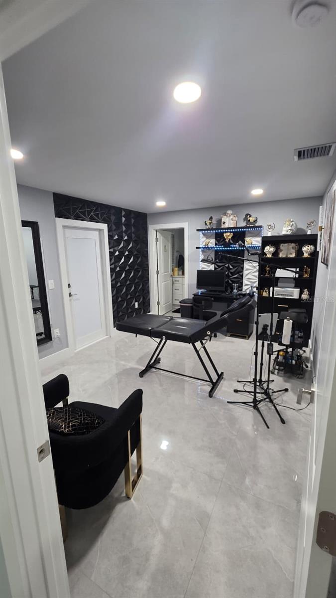 Image 31 of 40 For 131 Puffin Court