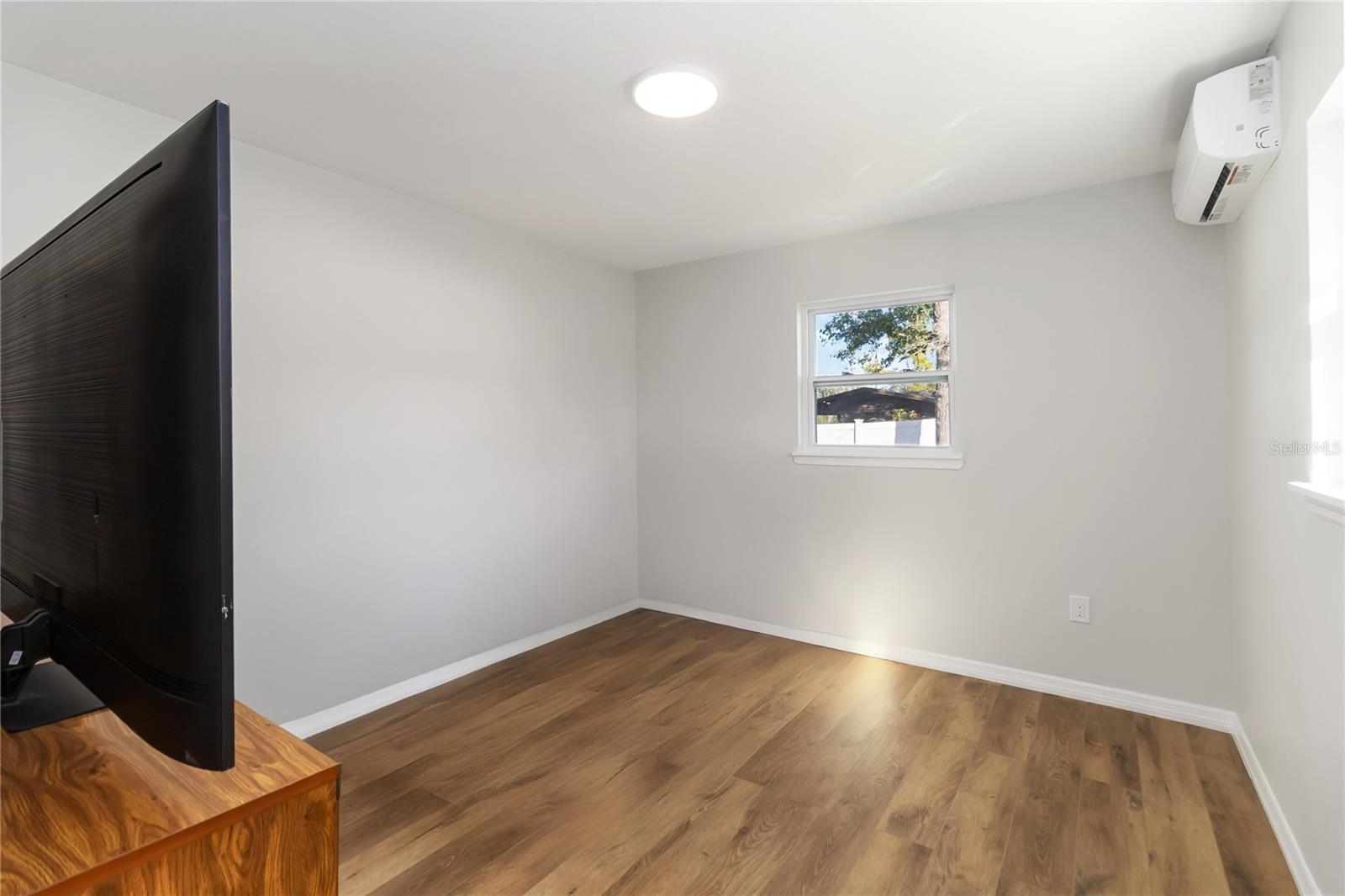 Image 7 of 12 For 1016 Ashworth Cove C