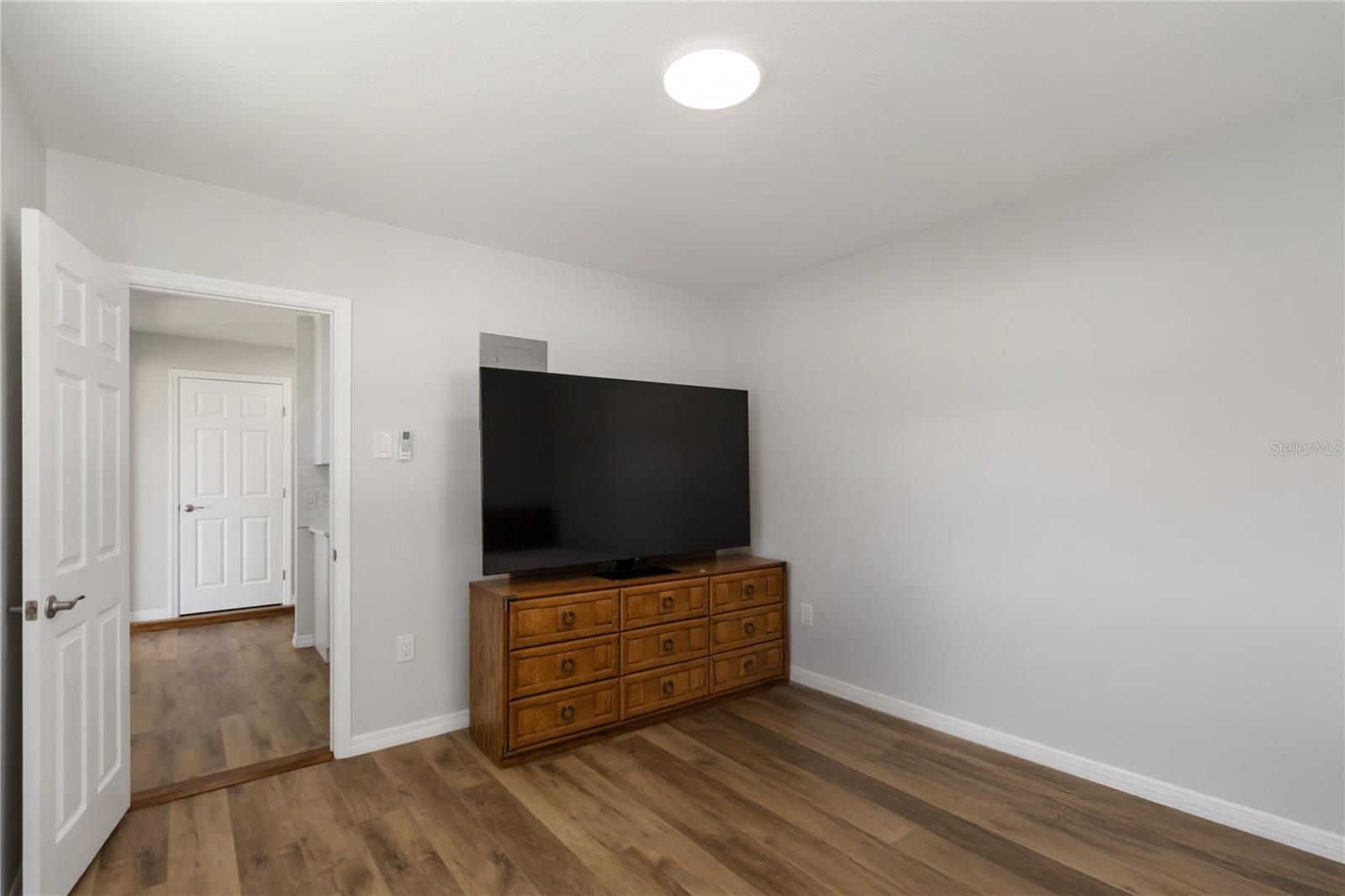 Image 8 of 12 For 1016 Ashworth Cove C