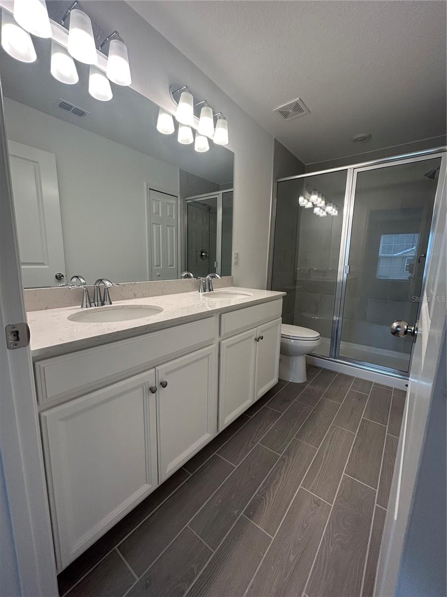 Image 16 of 23 For 3409 34th Avenue Circle 13