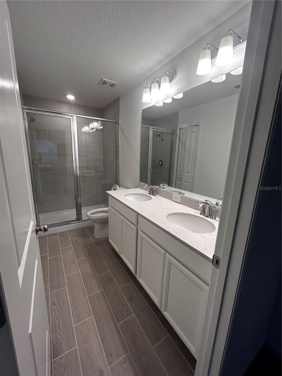 Image 17 of 23 For 3409 34th Avenue Circle 13