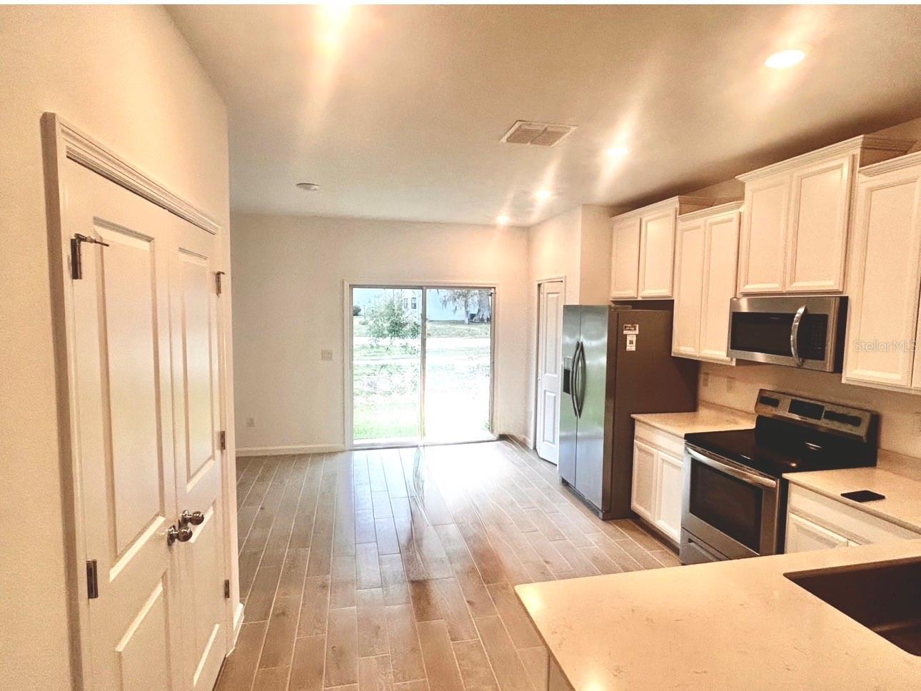 Image 5 of 23 For 3409 34th Avenue Circle 13