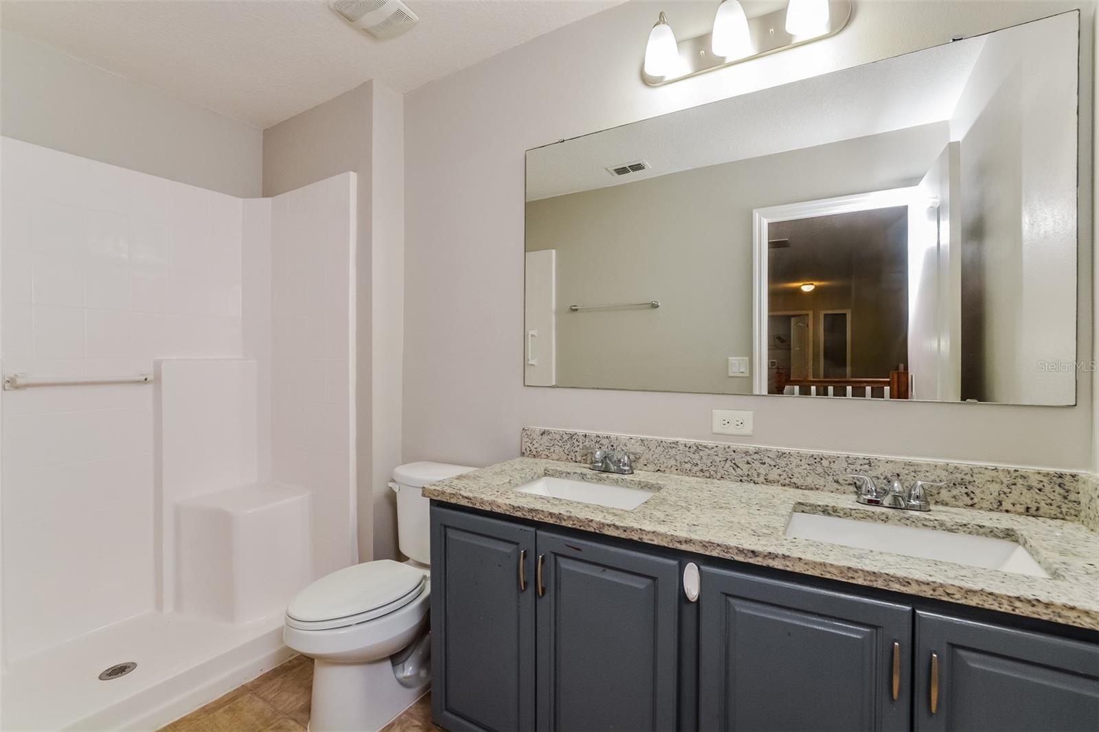 Image 18 of 22 For 1005 Suffragette Circle