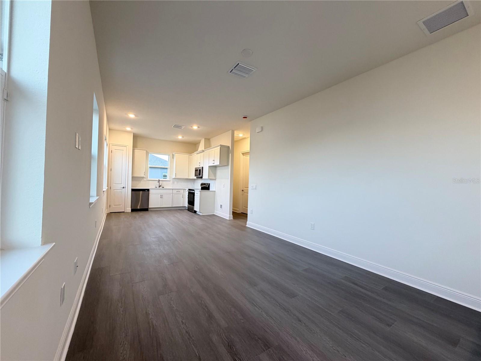 Image 6 of 14 For 10106 Fidley Alley