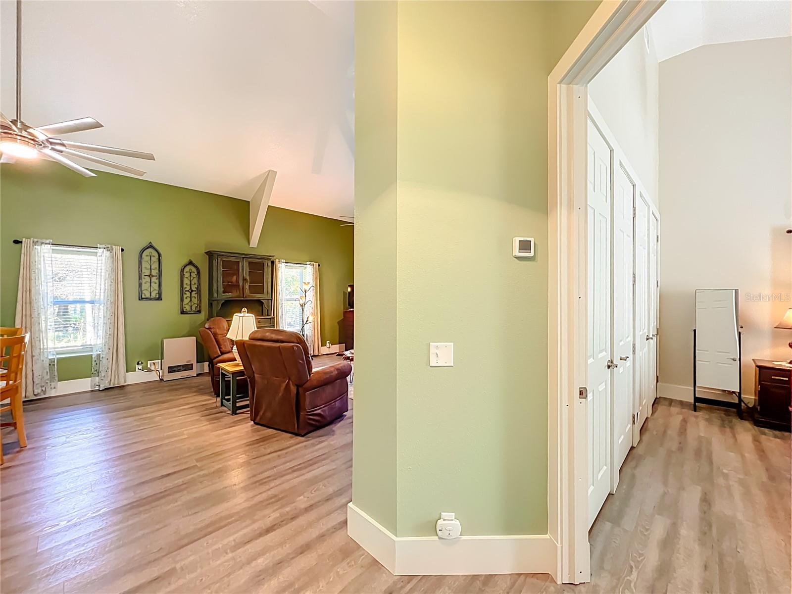 Image 18 of 60 For 1825 Pams Way