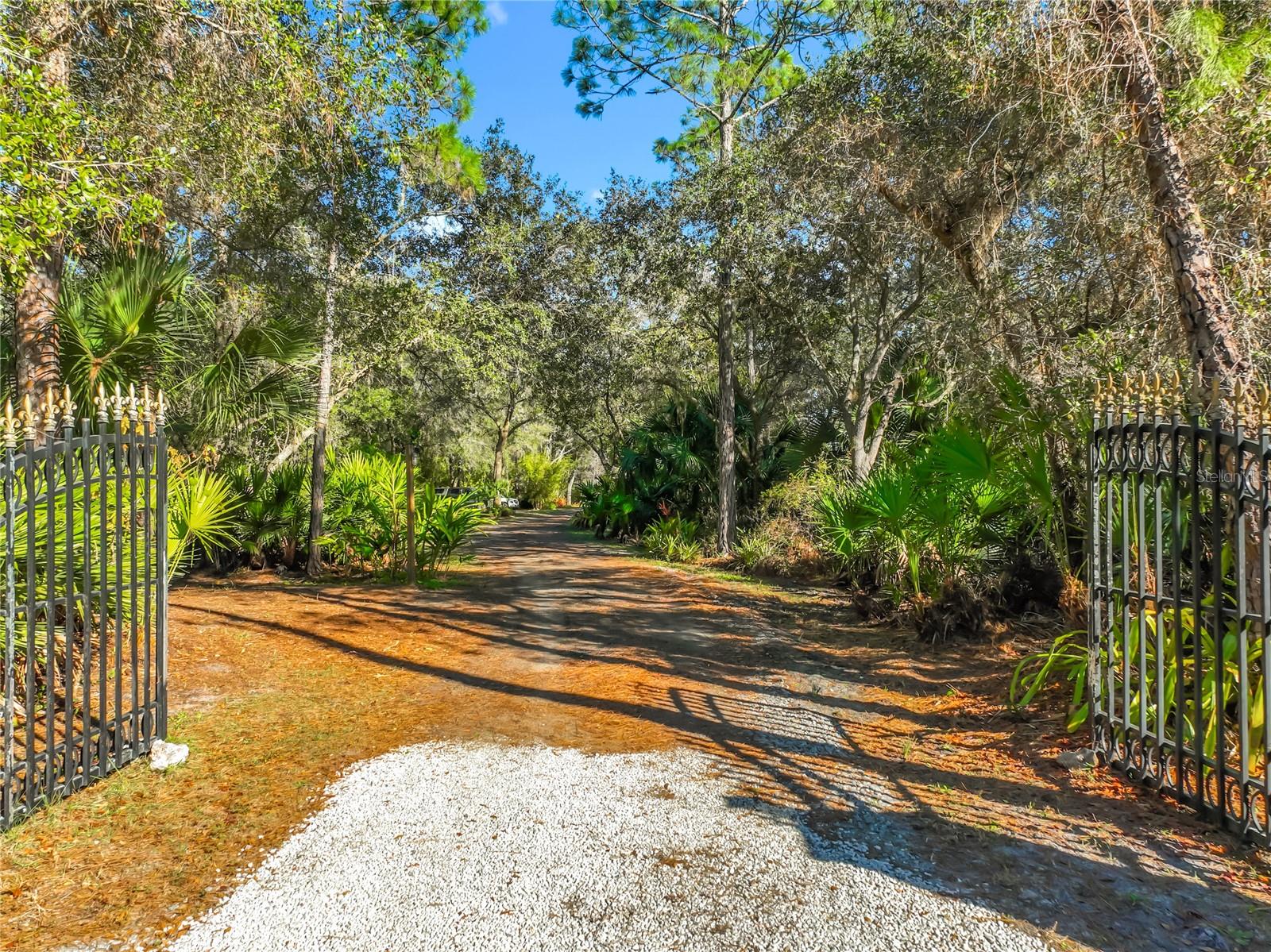 Image 49 of 60 For 1825 Pams Way