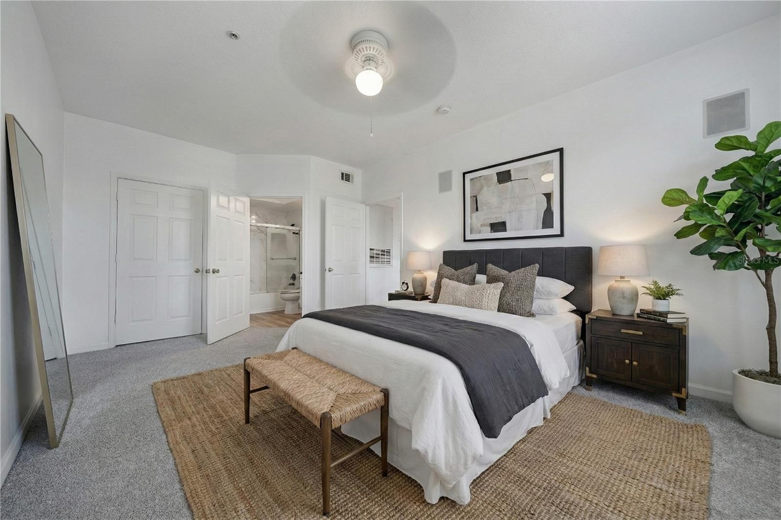 Image 15 of 36 For 14205 Falls Church Drive 2005