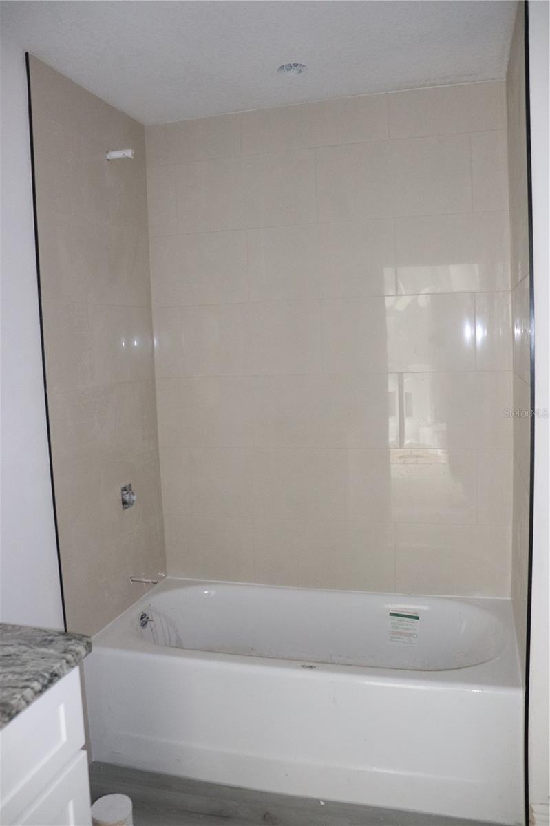 Image 23 of 35 For 15004 23rd Place