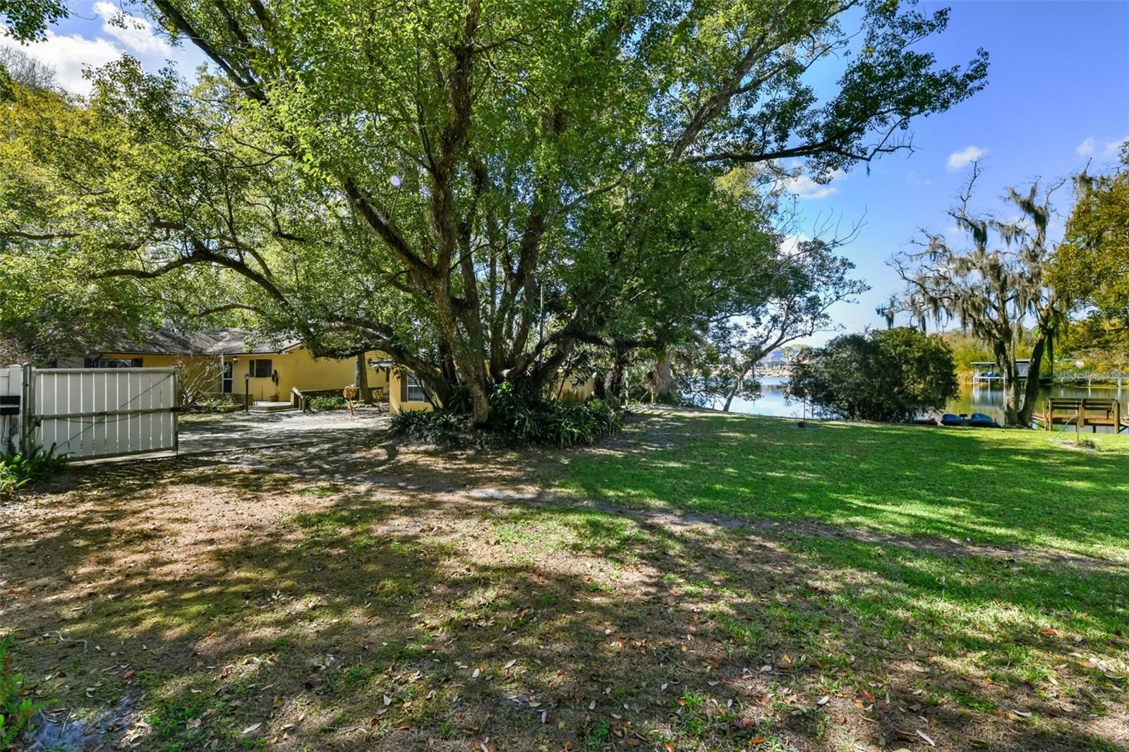 Image 14 of 66 For 3866 Econlockhatchee Trail