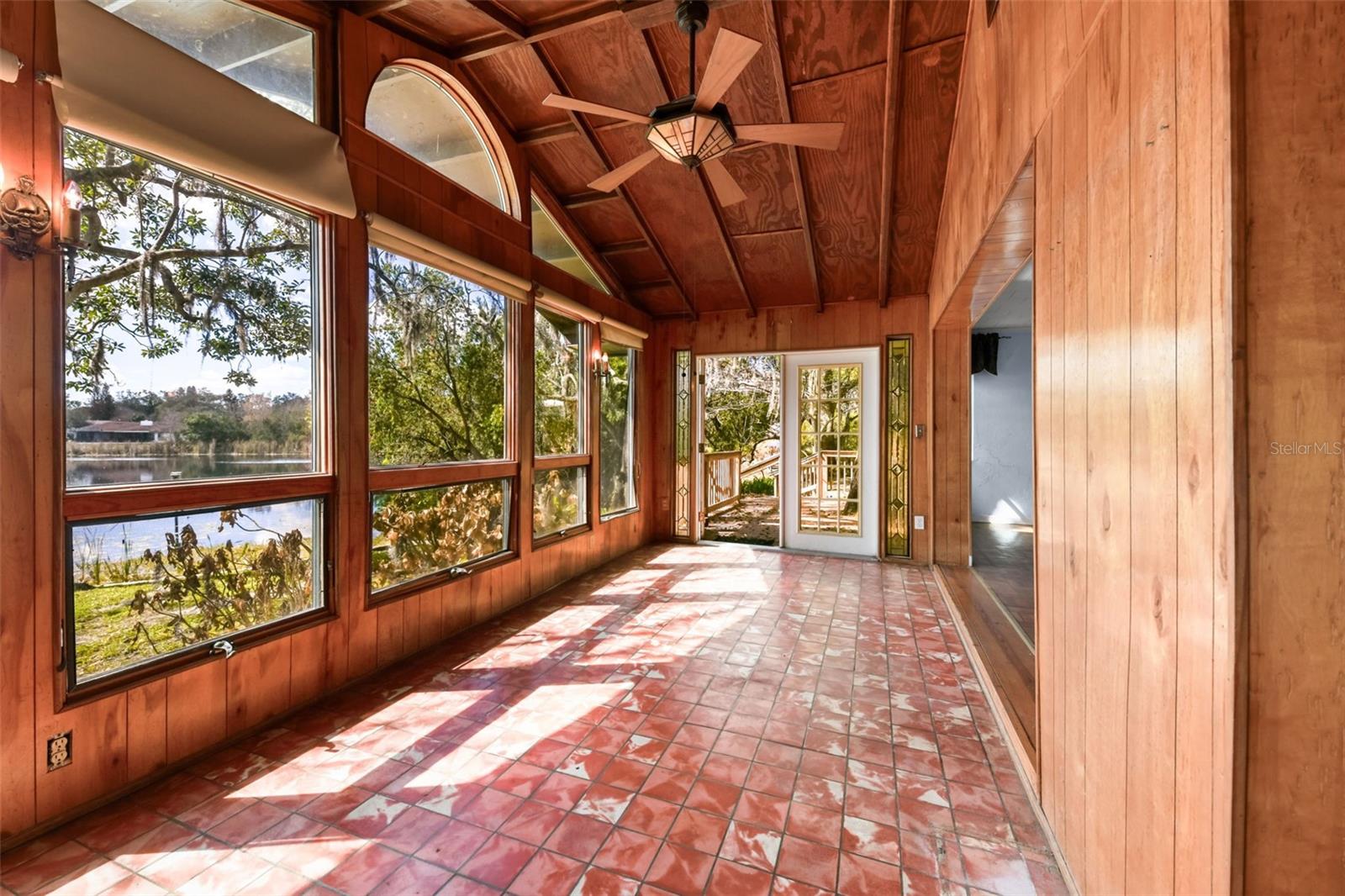 Image 35 of 66 For 3866 Econlockhatchee Trail