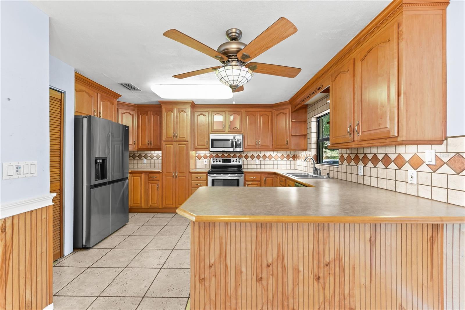 Image 43 of 66 For 3866 Econlockhatchee Trail