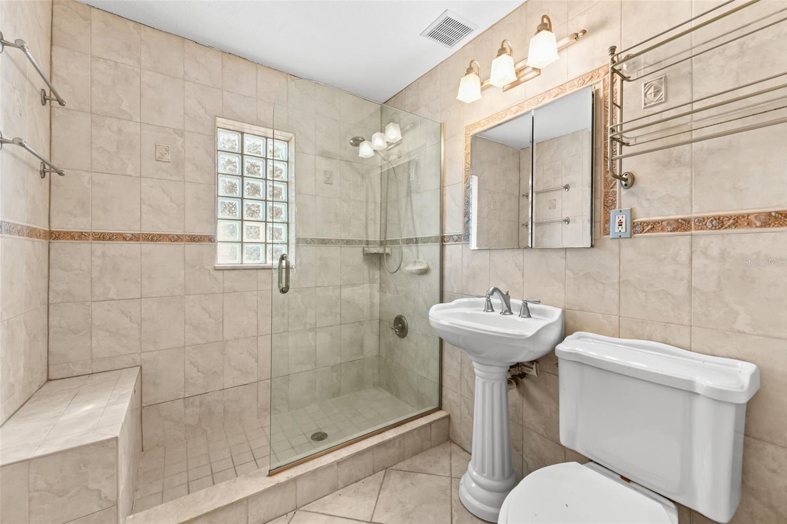 Image 57 of 66 For 3866 Econlockhatchee Trail