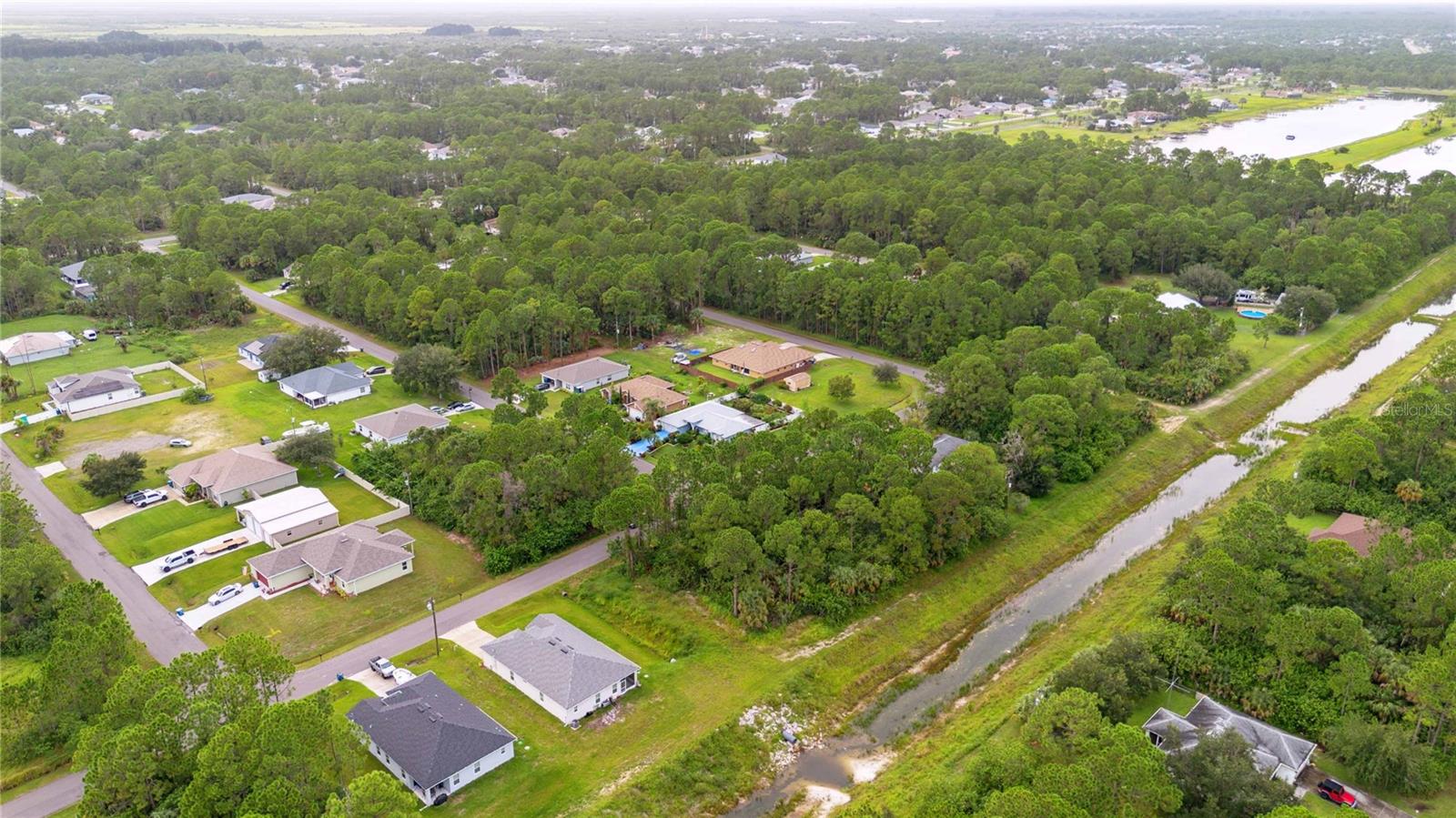 Image 12 of 23 For 2761 Foxglove Avenue Sw