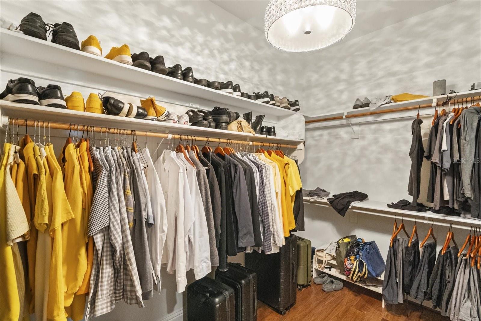 Image 26 of 67 For 4381 New Broad Street