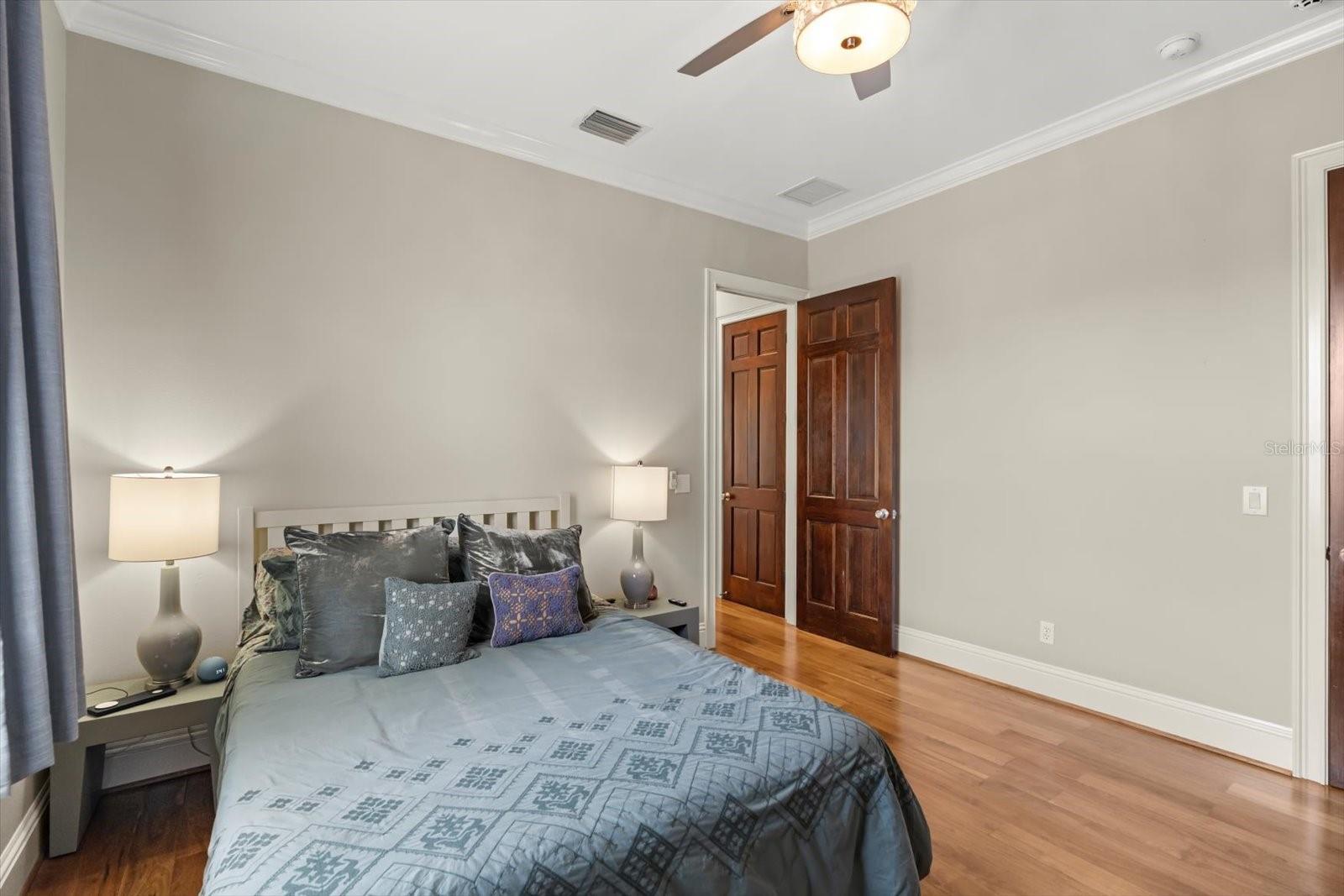 Image 36 of 67 For 4381 New Broad Street