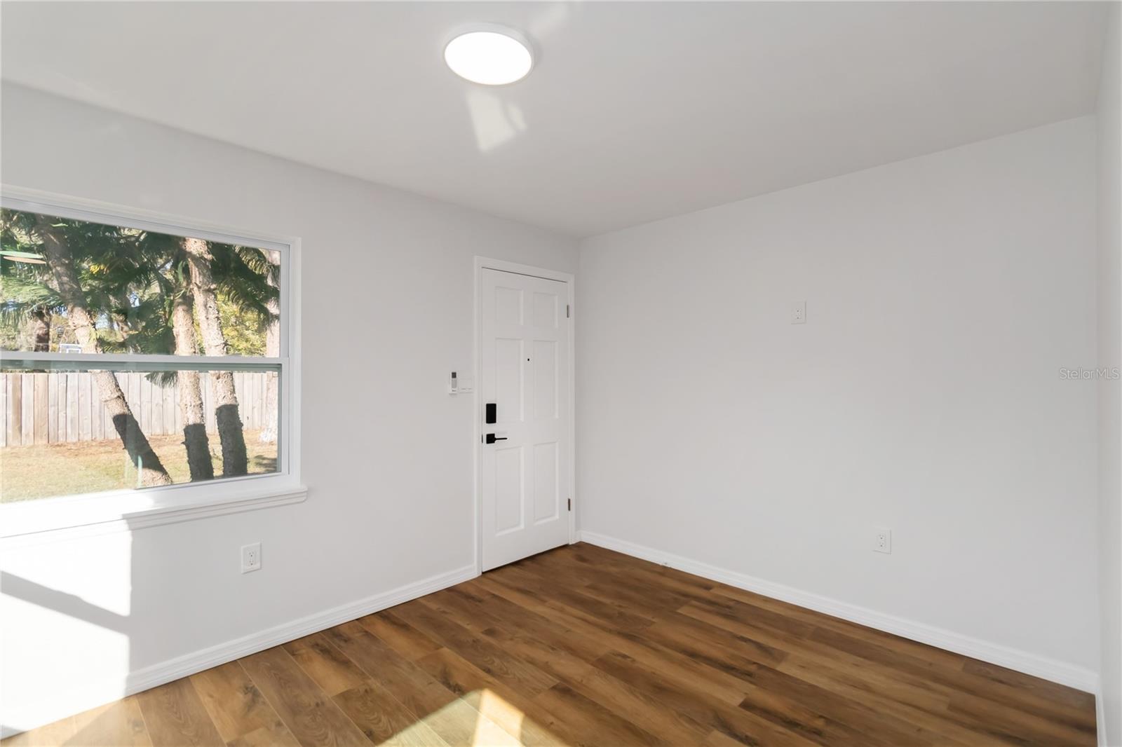 Image 8 of 13 For 1016 Ashworth Cove A