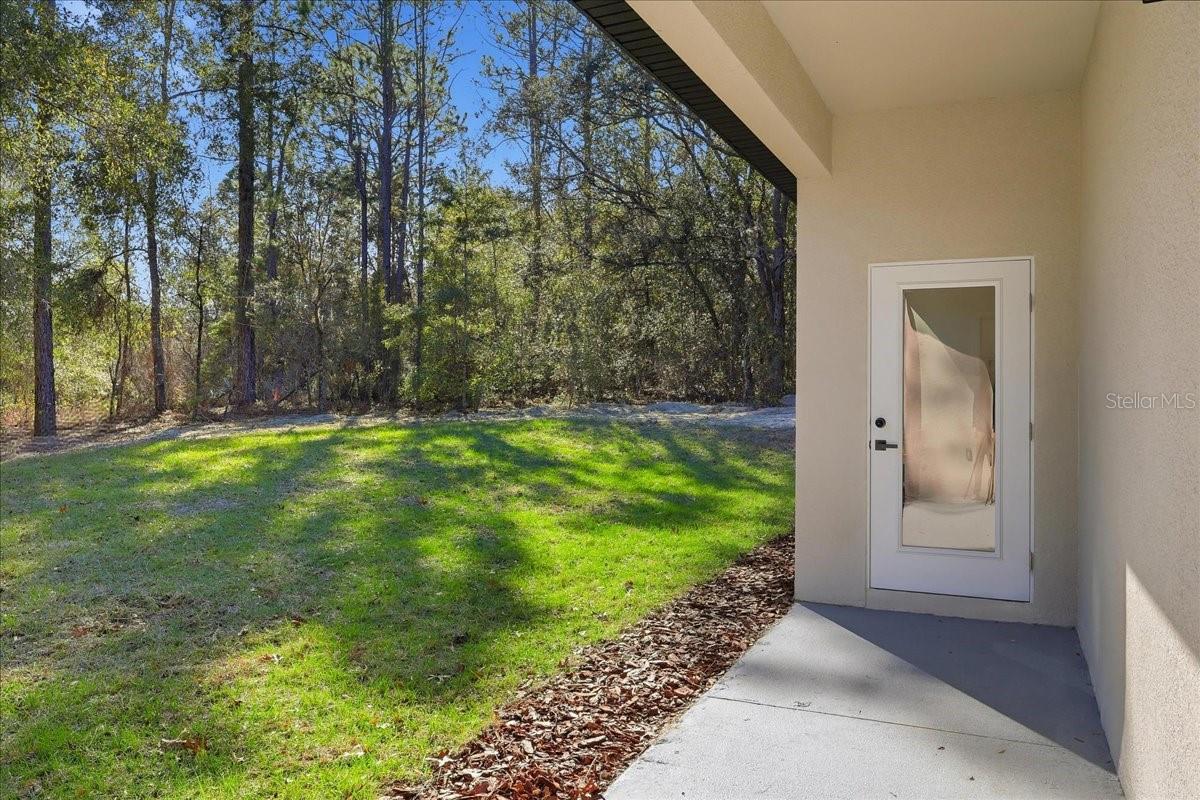 Image 17 of 18 For 8675 Circular Way