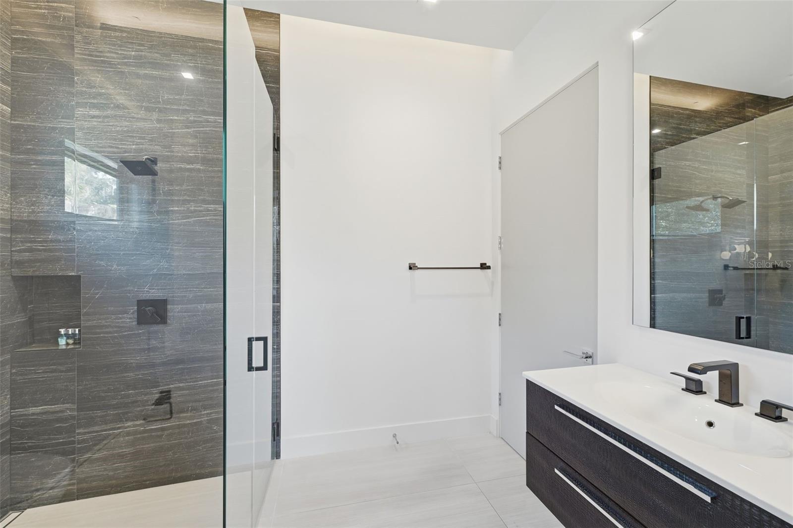 Image 24 of 54 For 350 Northwind Road