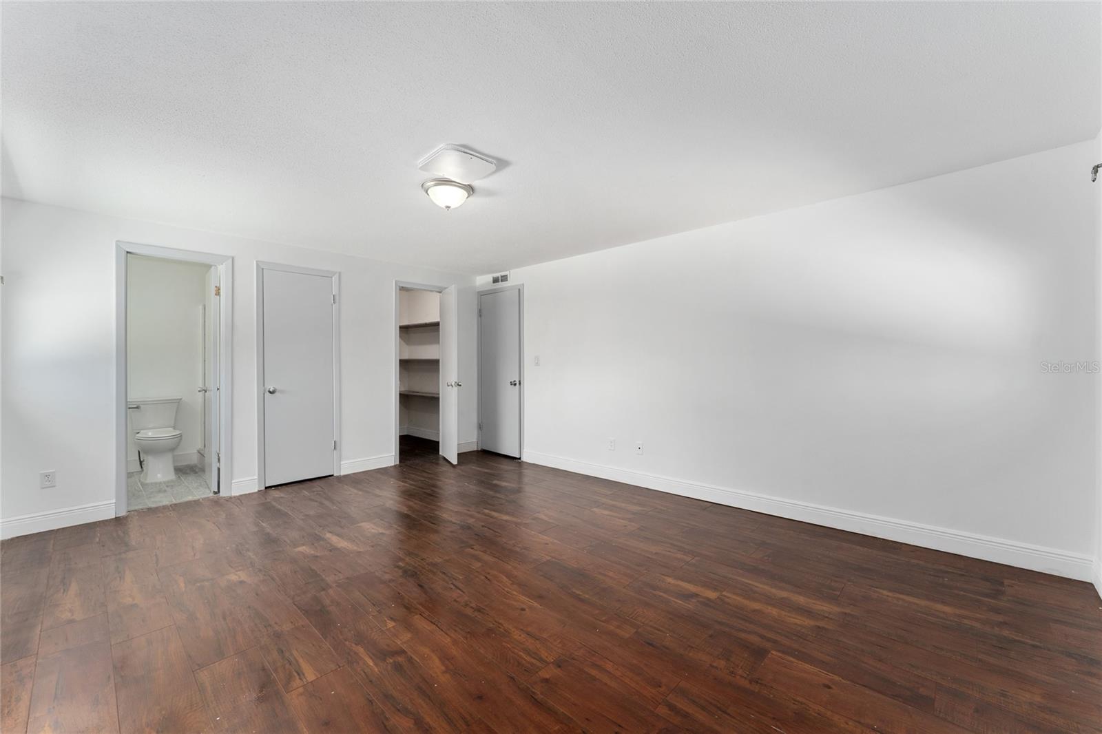 Image 14 of 23 For 1983 Longbow Circle