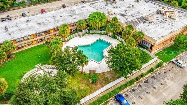 Image 10 of 32 For 7900 Orange Blossom Trail 2097