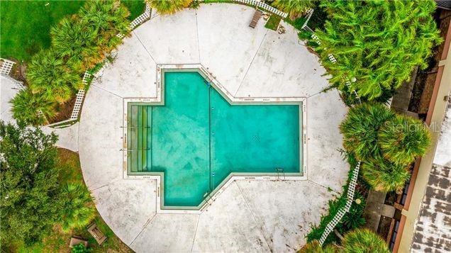 Image 13 of 32 For 7900 Orange Blossom Trail 2097