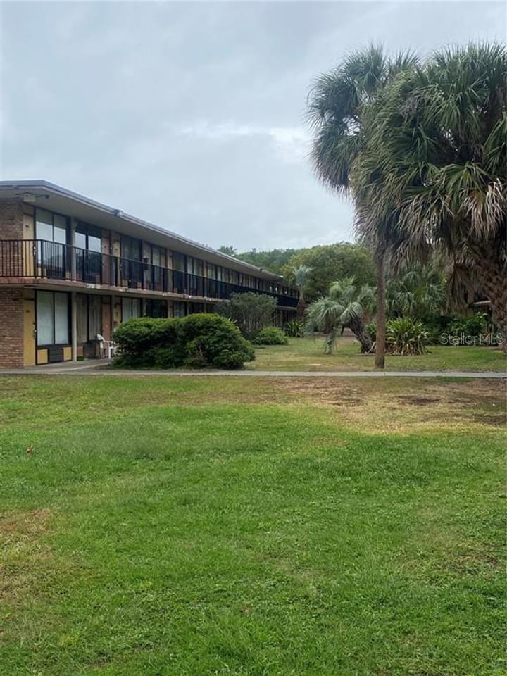 Image 15 of 32 For 7900 Orange Blossom Trail 2097